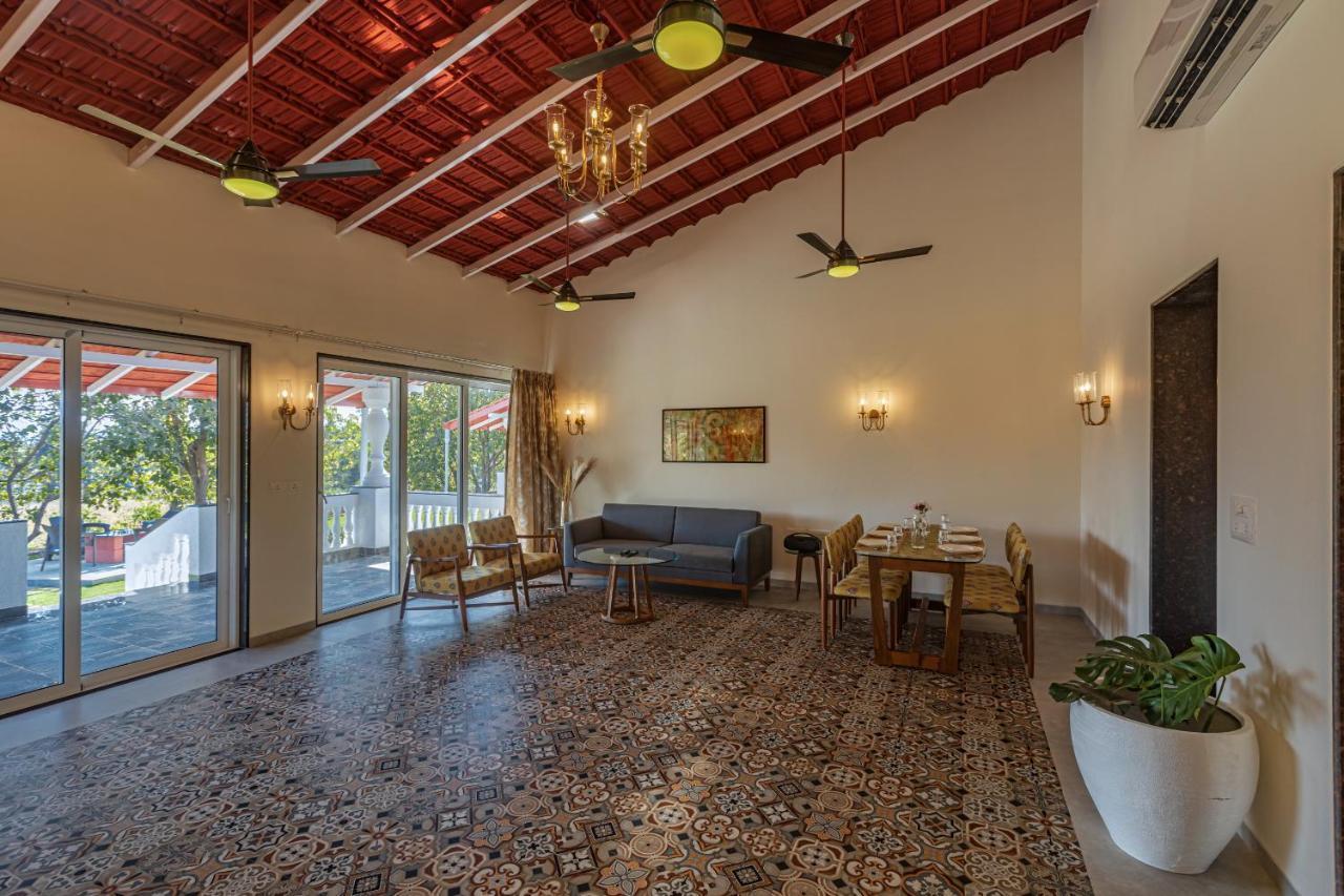 Saffronstays Mariposa By The River Rio, 卡尔贾特 外观 照片
